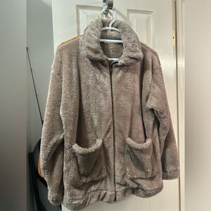 Soft and warm zip up jacket